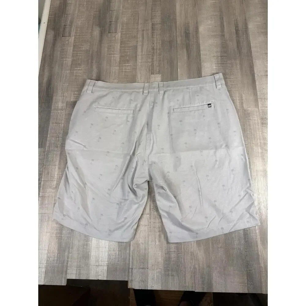 Travis Mathew Resort to This Golf Shorts Grey Palm Tree Print Mens Size 40 Soft‎